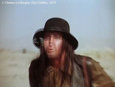   Charley-Le-Borgne  de Don Chaffey.     Photogramme 25.  L'Indien crache dans la direction du Soldat.