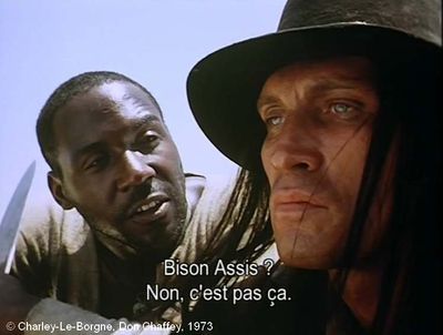   Charley-Le-Borgne  de Don Chaffey.     Photogramme 21.  Le Soldat propose un second nom : “Bison assis”.